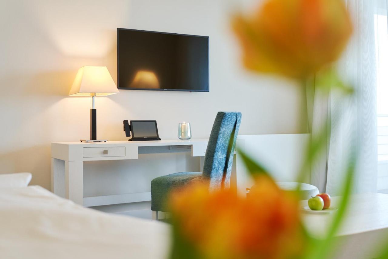 Strandhotel Duenenmeer - Adults Only Dierhagen Εξωτερικό φωτογραφία