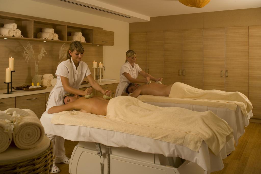 Strandhotel Duenenmeer - Adults Only Dierhagen Εξωτερικό φωτογραφία